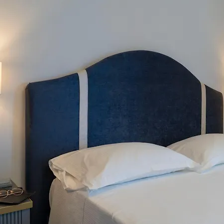 Villa Vincenza Deluxe Rooms *